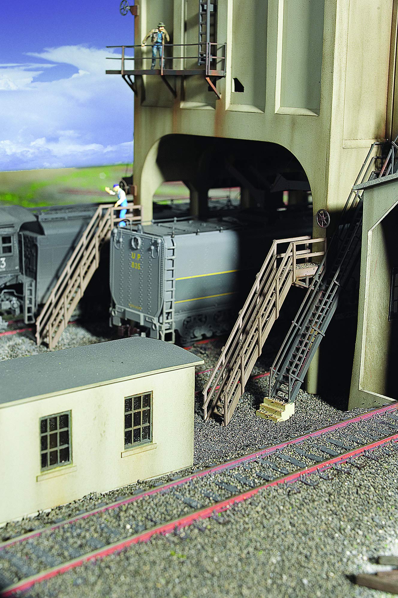 【中古】Walthers Cornerstone Series Kit HO Scale Modern Coaling Tower Amazon.com: Walthers Cornerstone Series Kit HO Scale Modern